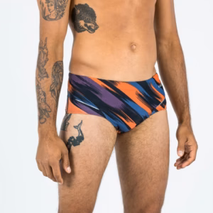 Badehose für intensives Schwimmtraining von Profis mit höherem Schnitt an der Hüfte.